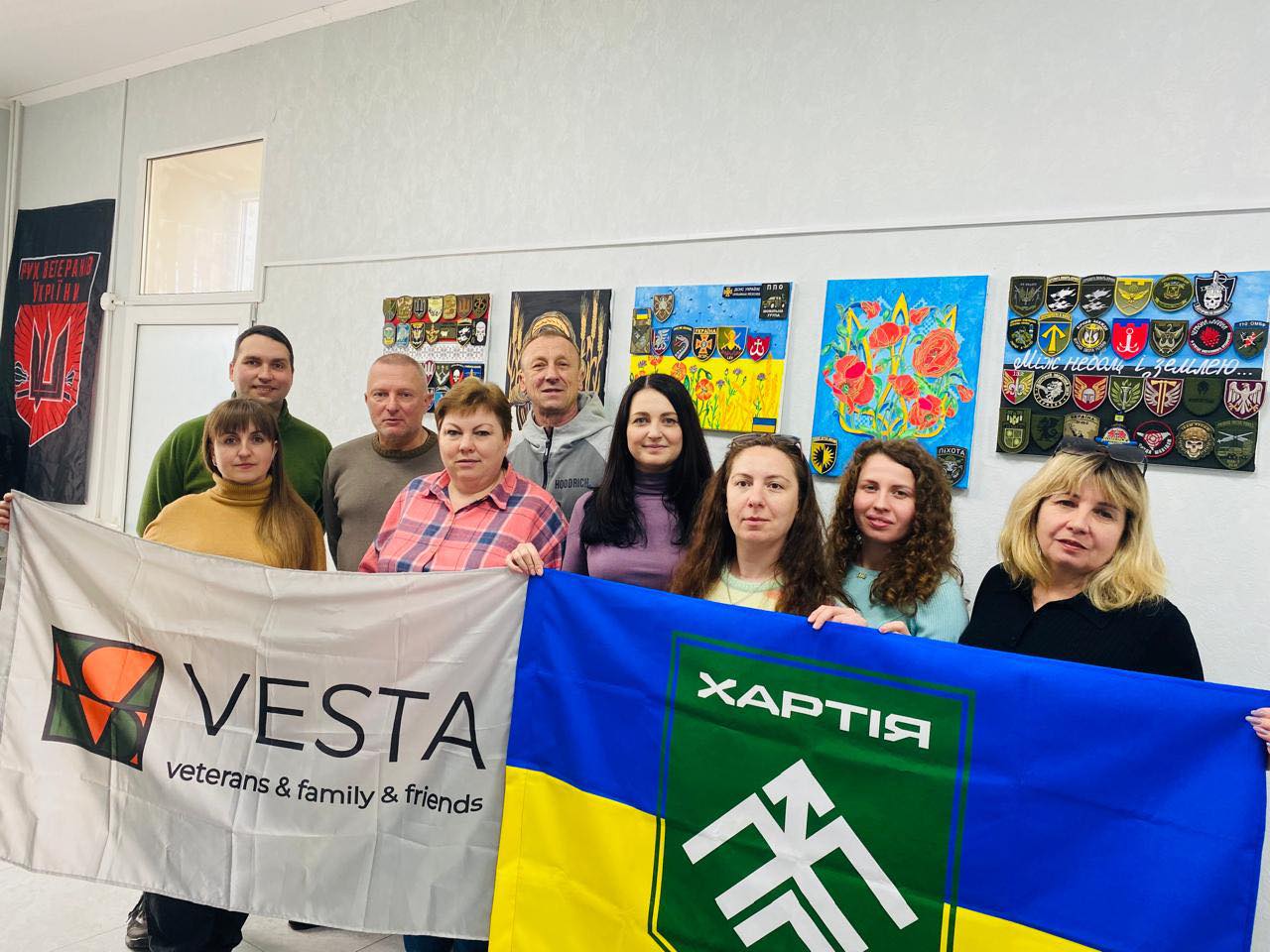 КУ "Ветеранський простір" Хмільницької міської ради та Волонтерське об'єднання «Vesta» об'єднують зусилля для психологічної підтримки та юридичного супроводу ветеранів Хмільницької громади.
